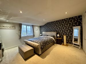 Photo 15- click for photo gallery